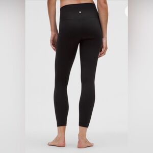 Lululemon Black High-Rise Align 25” Leggings size 6